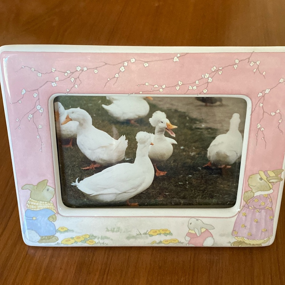 VTG ‘80s Ceramic Photo Frame